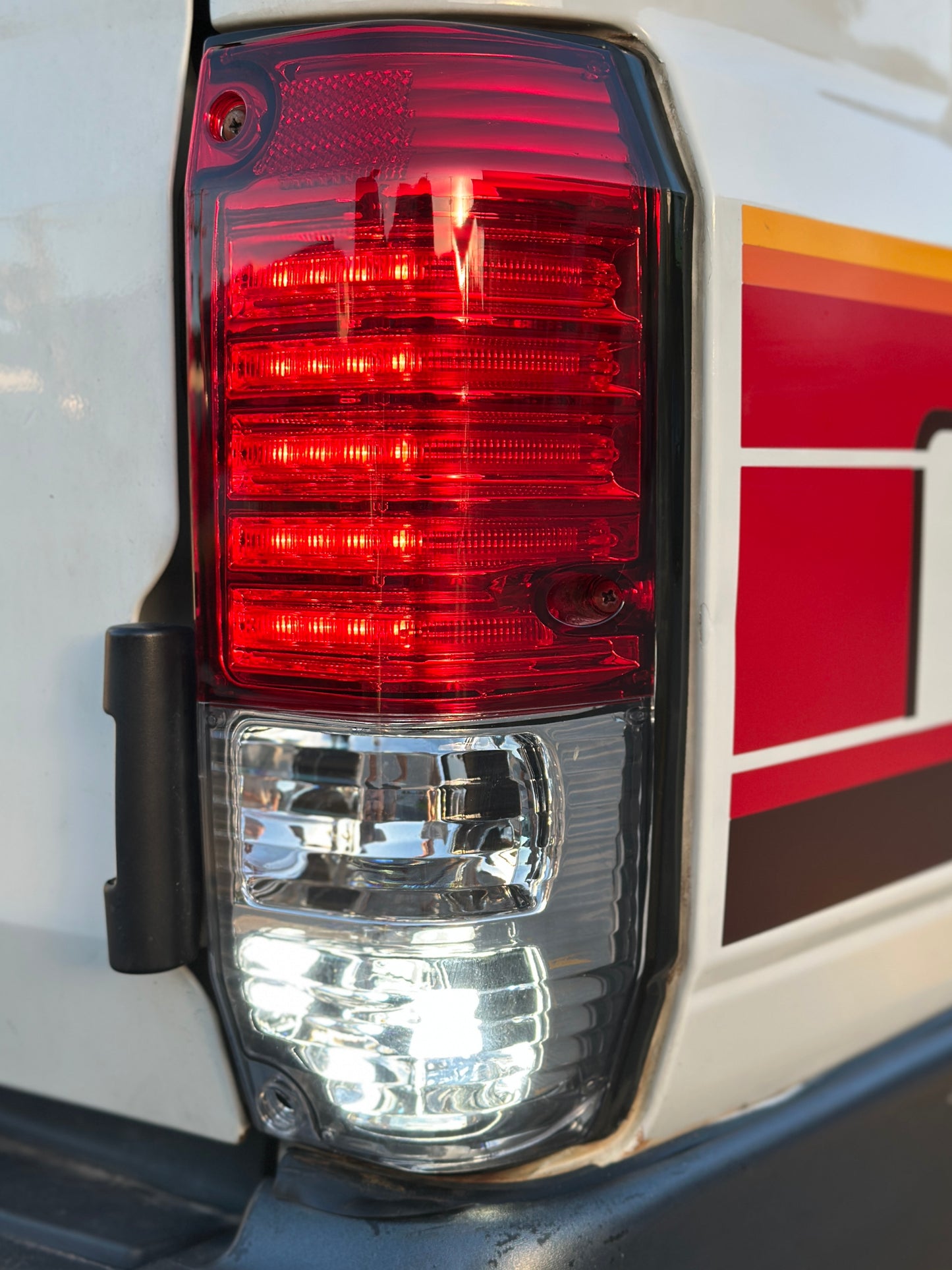 76 Series LED Taillights (Pair)